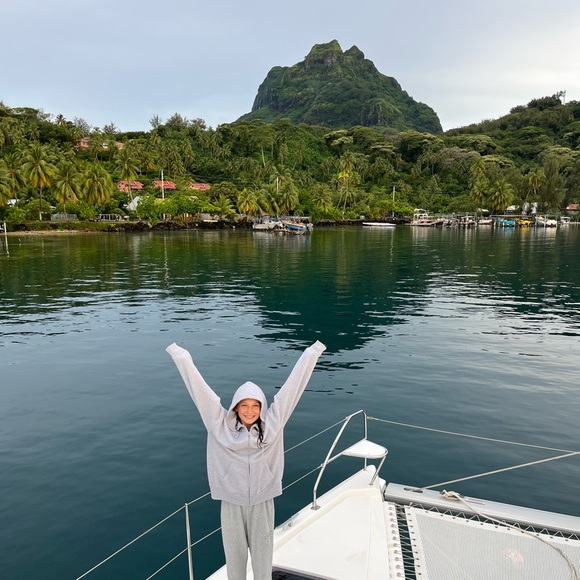 Meet your Posher, Andrea - Picture 1 of 1